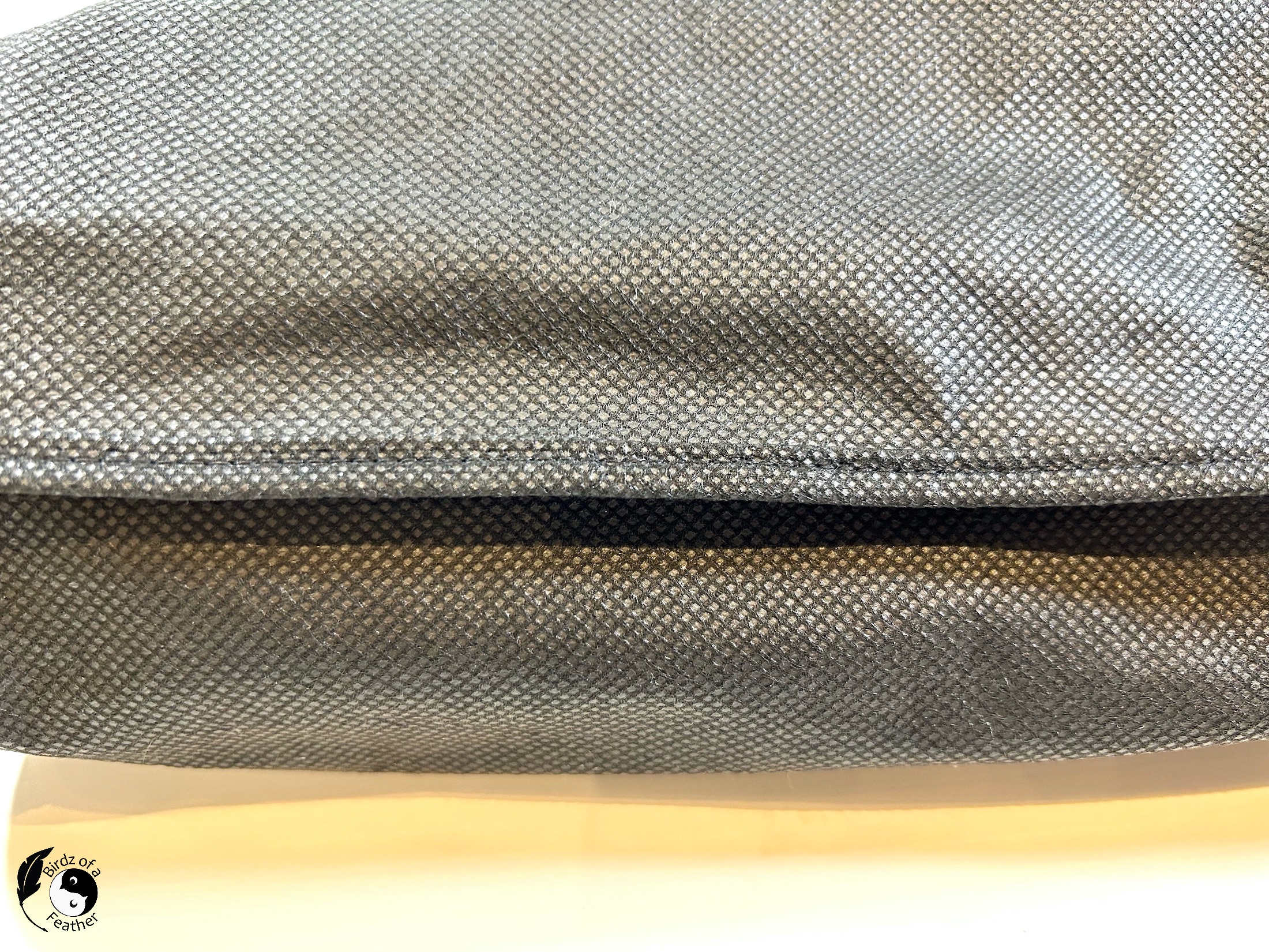 Finished edge of sling water bottle bag